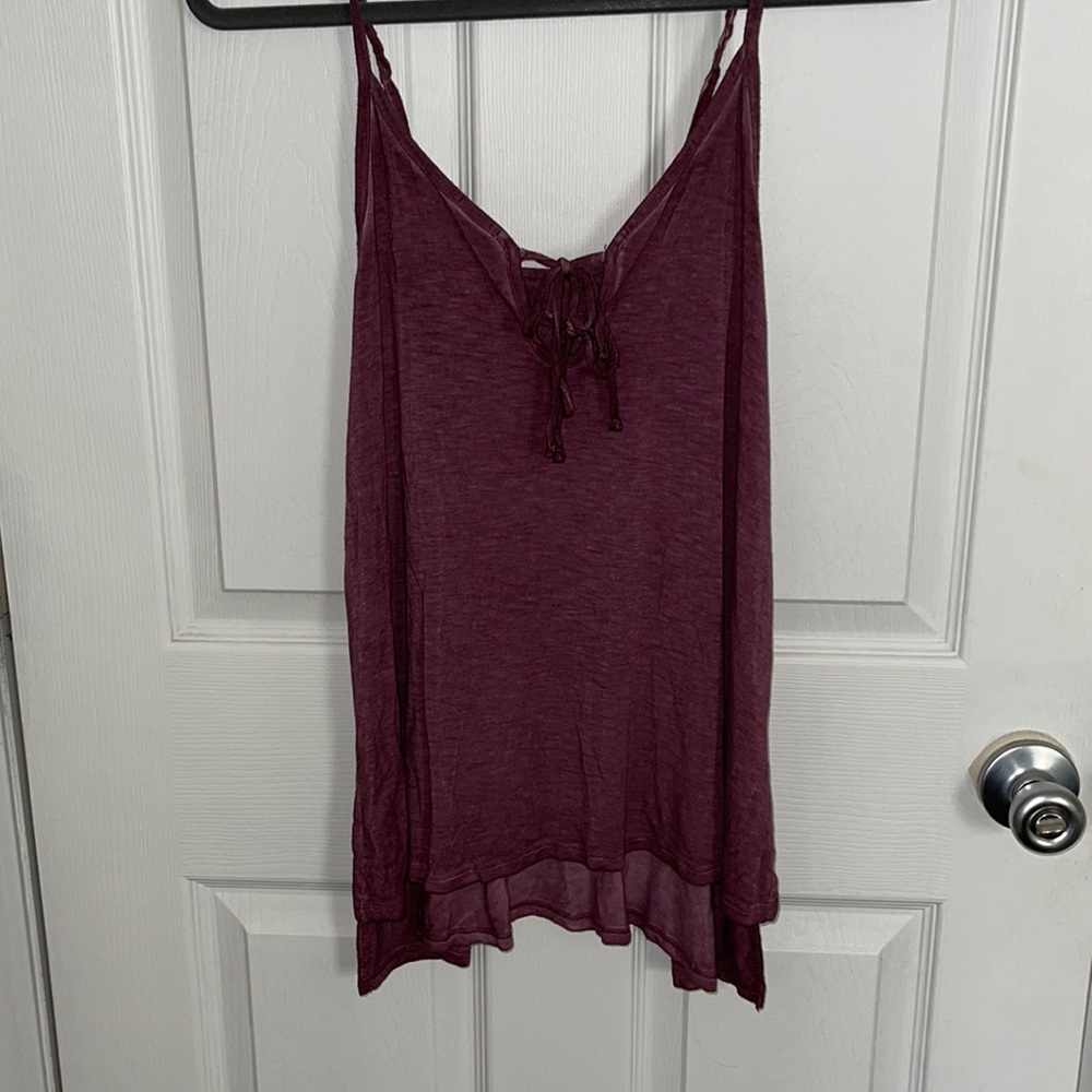 Double tie-front tank